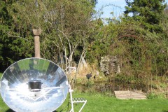 Karl Wittmann Garten im April Solar-Reflektor